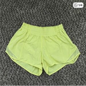 Lululemon Hotty Hot Short 4”